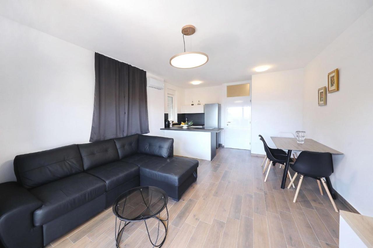 Apartmán Vidalis, No 1 Kožino Exteriér fotografie